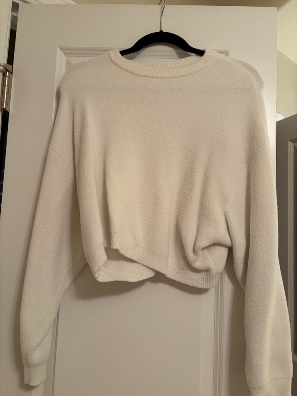 Zara Cream Cropped Crewneck Sweater